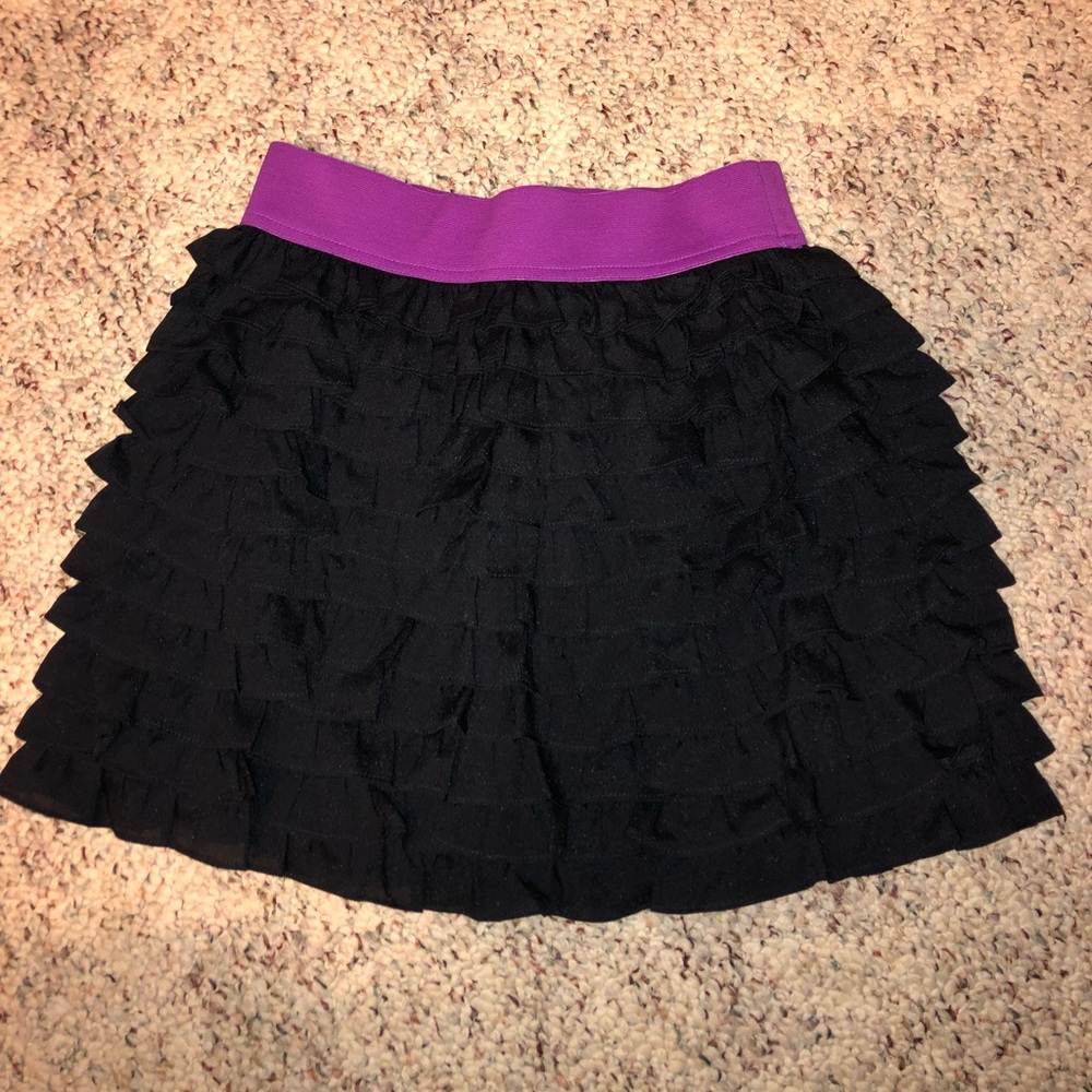H81 miniskirt